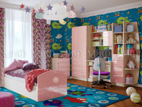 Детская комната Юниор-2 Розовый металлик в Верхотурье - verhoture.magazinmebel.ru | фото